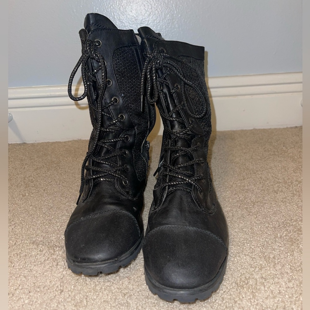 Women’s size 10 Black combat boots with sequins!
